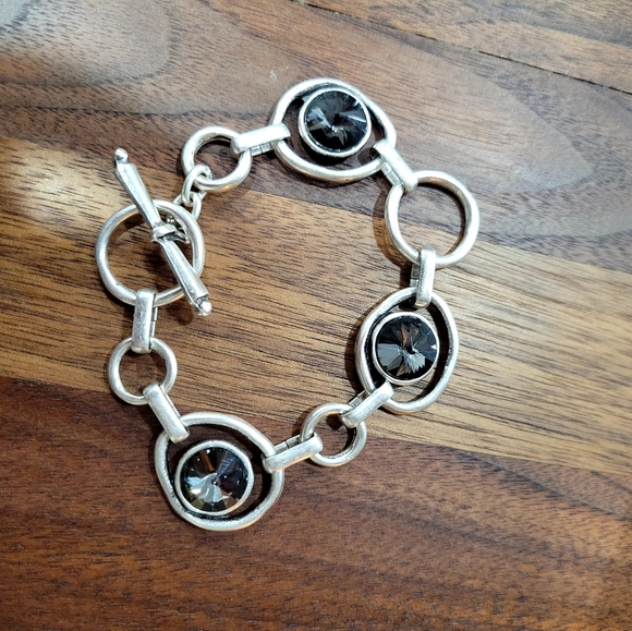 Silver Pewter Colored Circle Bracelet with Gray Charcoal Crystals - Picture 7 of 9